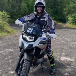 How Much Does It Cost To Become A Motorcycle Instructor? 12 Extra Benefits
